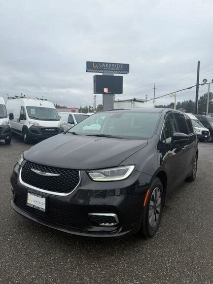 2023 CHRYSLER Pacifica