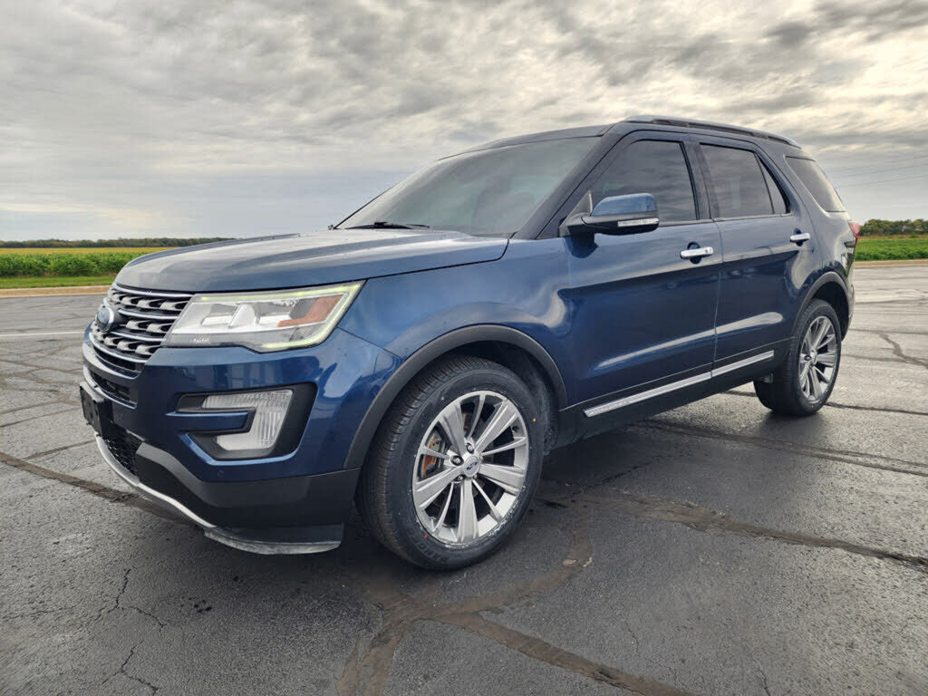 2017 FORD Explorer