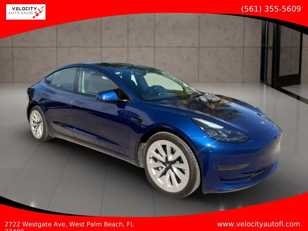 2022 TESLA Model 3