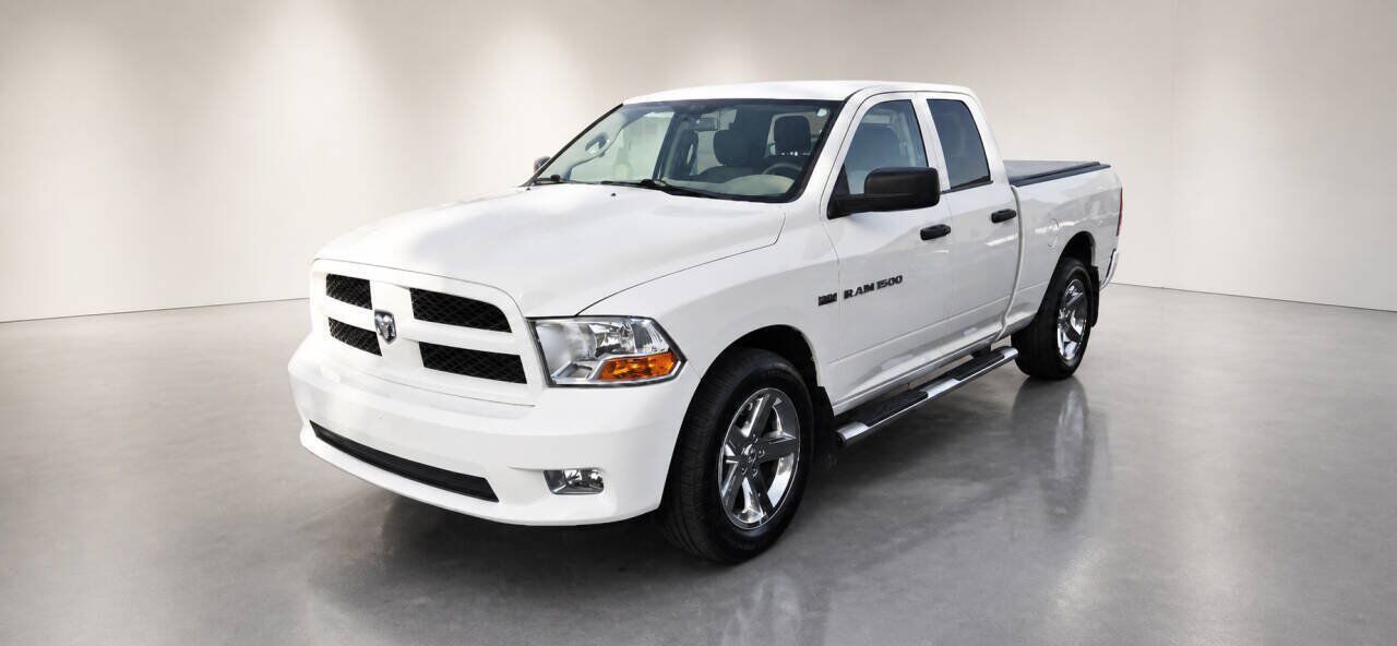 2012 DODGE Ram