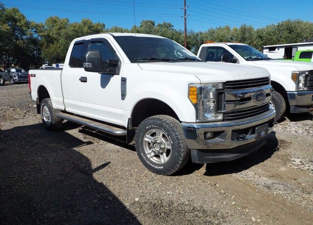 2017 FORD F-250