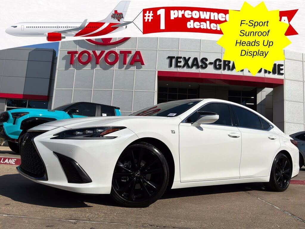 2022 LEXUS ES