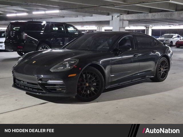 2017 PORSCHE Panamera