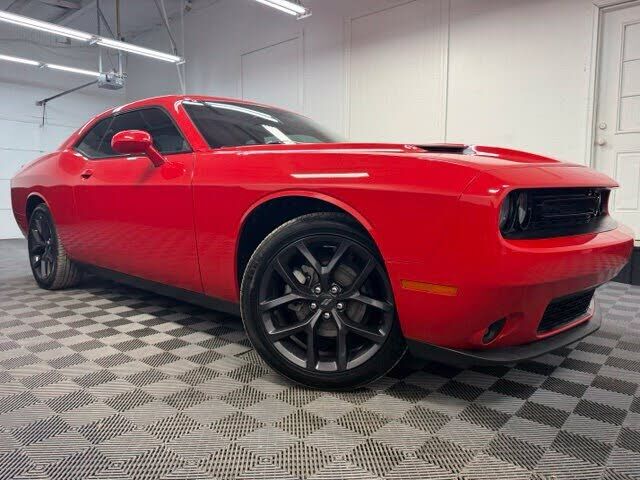 2021 DODGE Challenger
