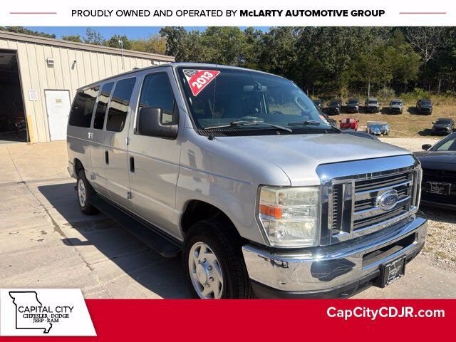 2013 FORD E-350