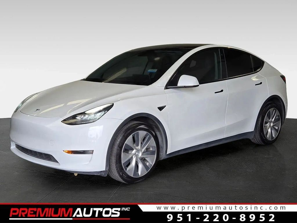 2022 TESLA Model Y