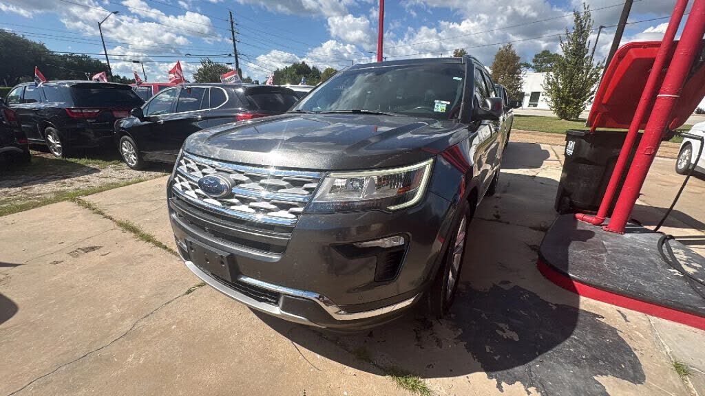 2018 FORD Explorer
