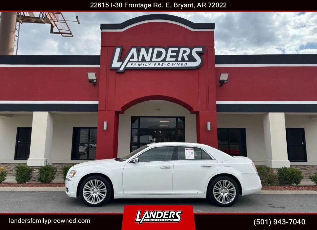 2011 CHRYSLER 300