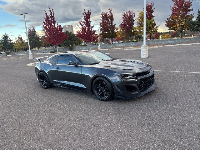 2017 CHEVROLET Camaro
