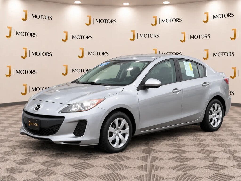2013 MAZDA Mazda3