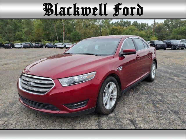 2016 FORD Taurus