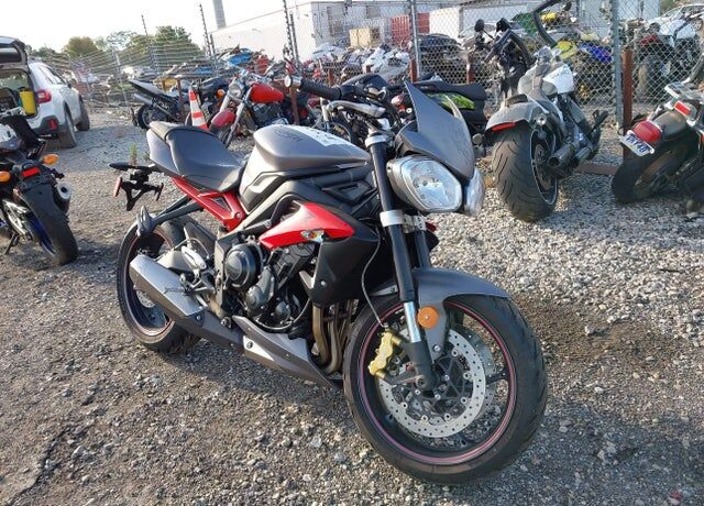 2016 TRIUMPH Street Triple