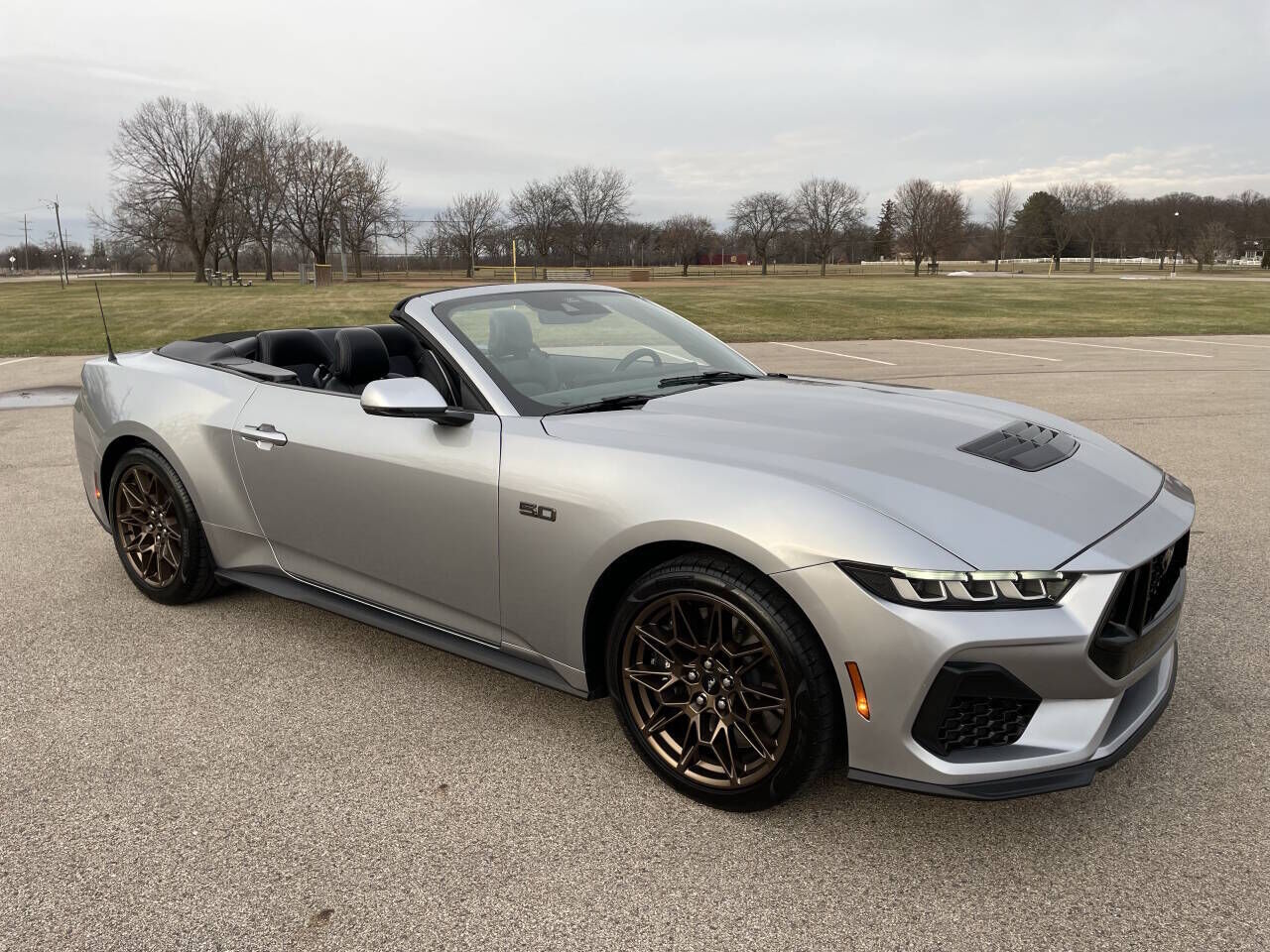2024 FORD Mustang