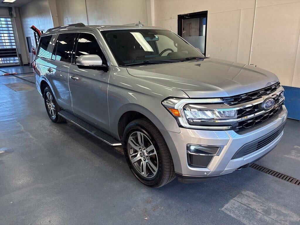 2022 FORD Expedition