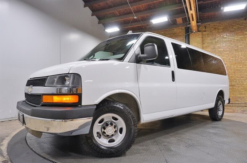 2016 CHEVROLET Express