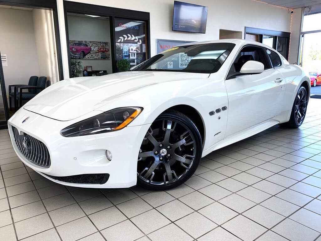 2012 MASERATI Granturismo