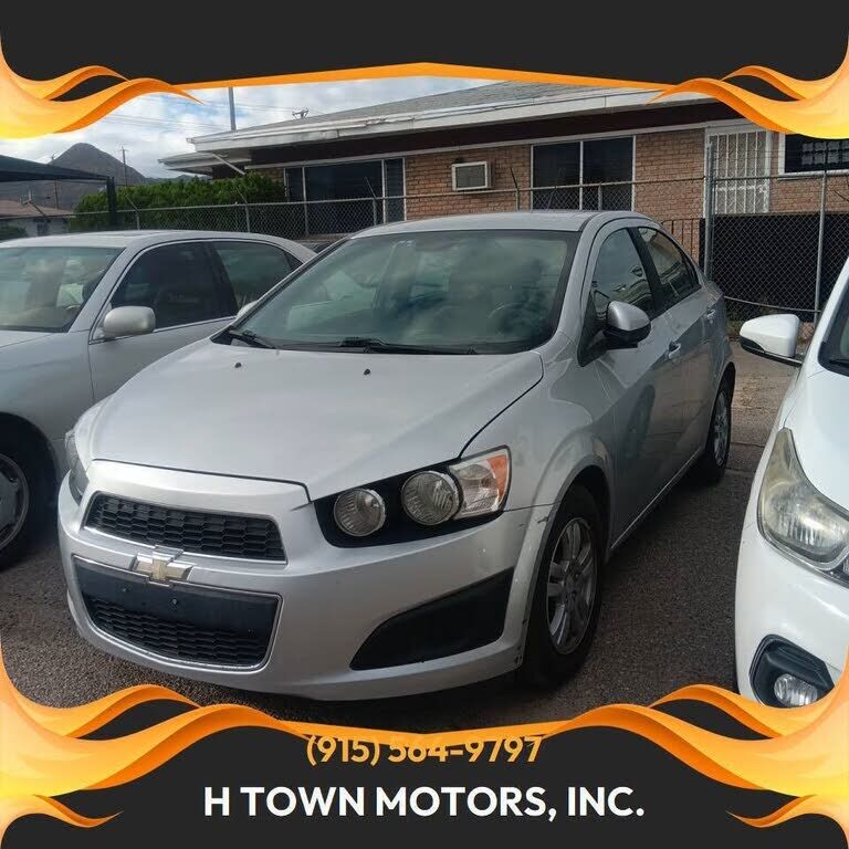 2012 CHEVROLET Sonic