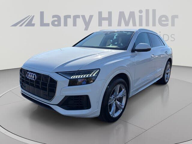 2023 AUDI Q8
