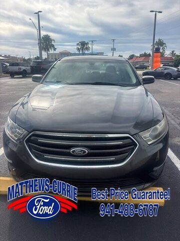 2015 FORD Taurus