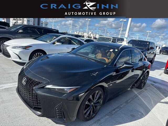 2025 LEXUS IS