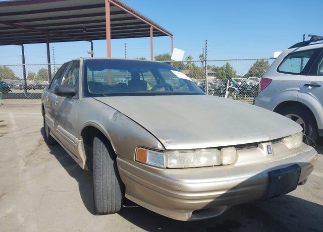 1994 OLDSMOBILE Cutlass Supreme