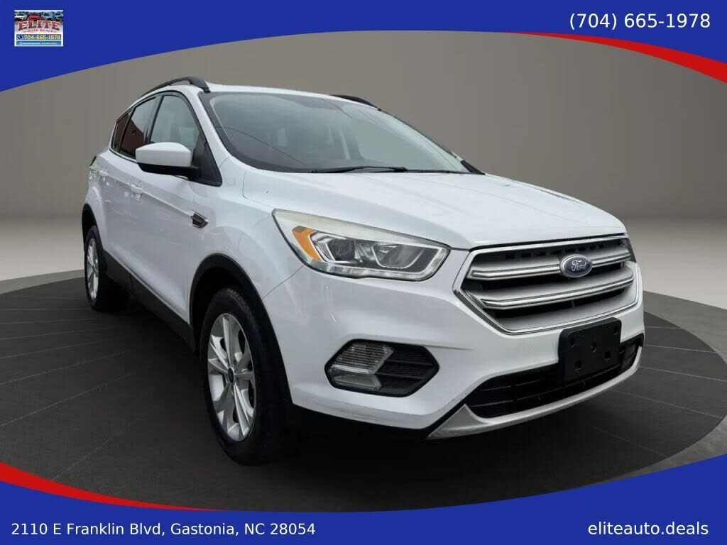 2017 FORD Escape