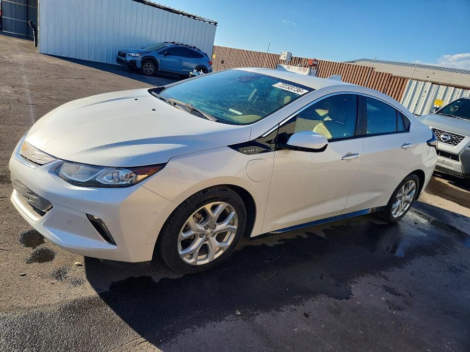 2017 CHEVROLET Volt