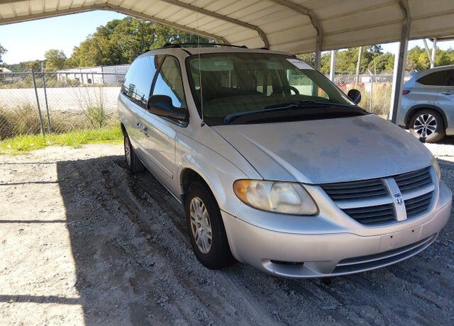 2005 DODGE Caravan