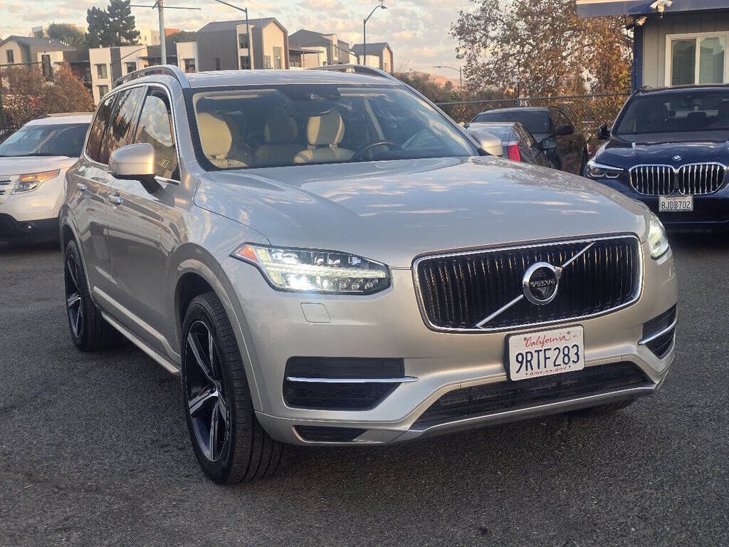 2016 VOLVO XC90
