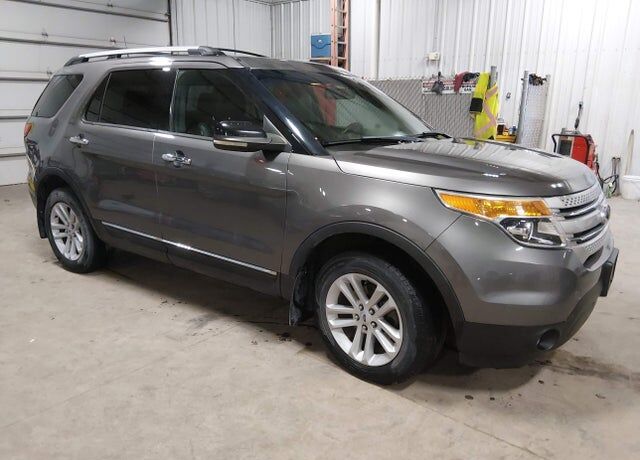 2013 FORD Explorer