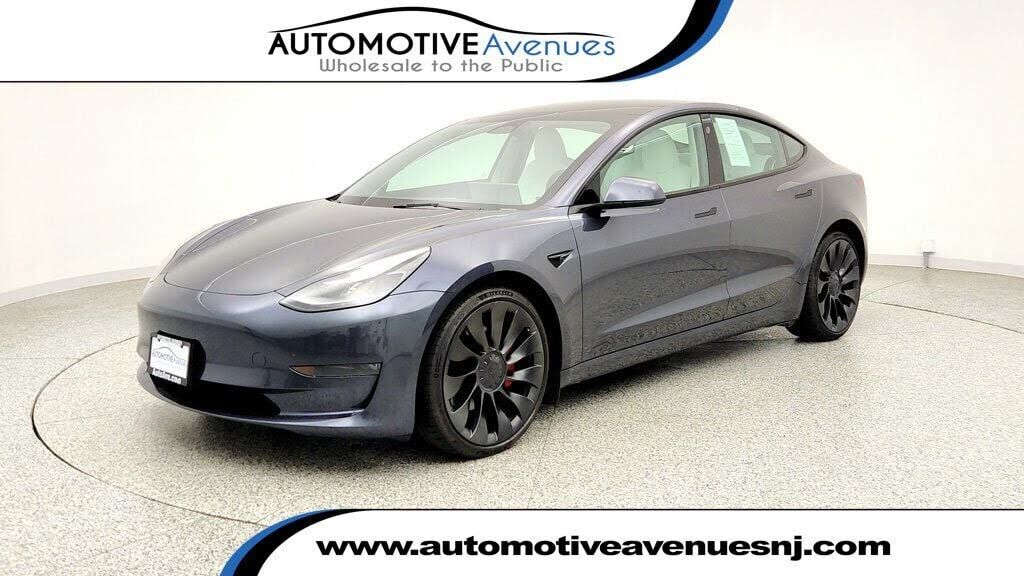 2023 TESLA Model 3
