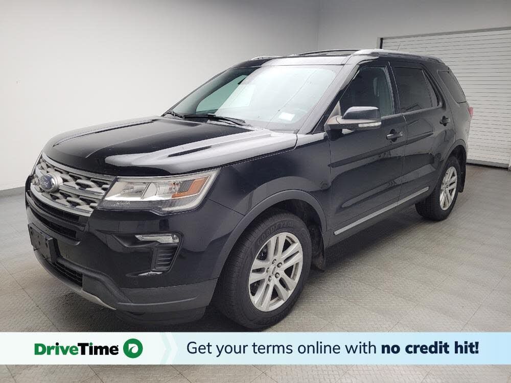 2018 FORD Explorer