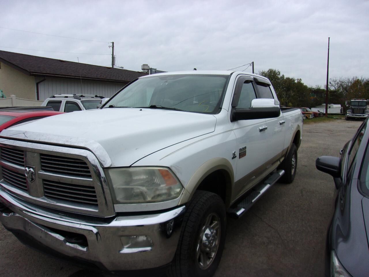 2011 DODGE Ram