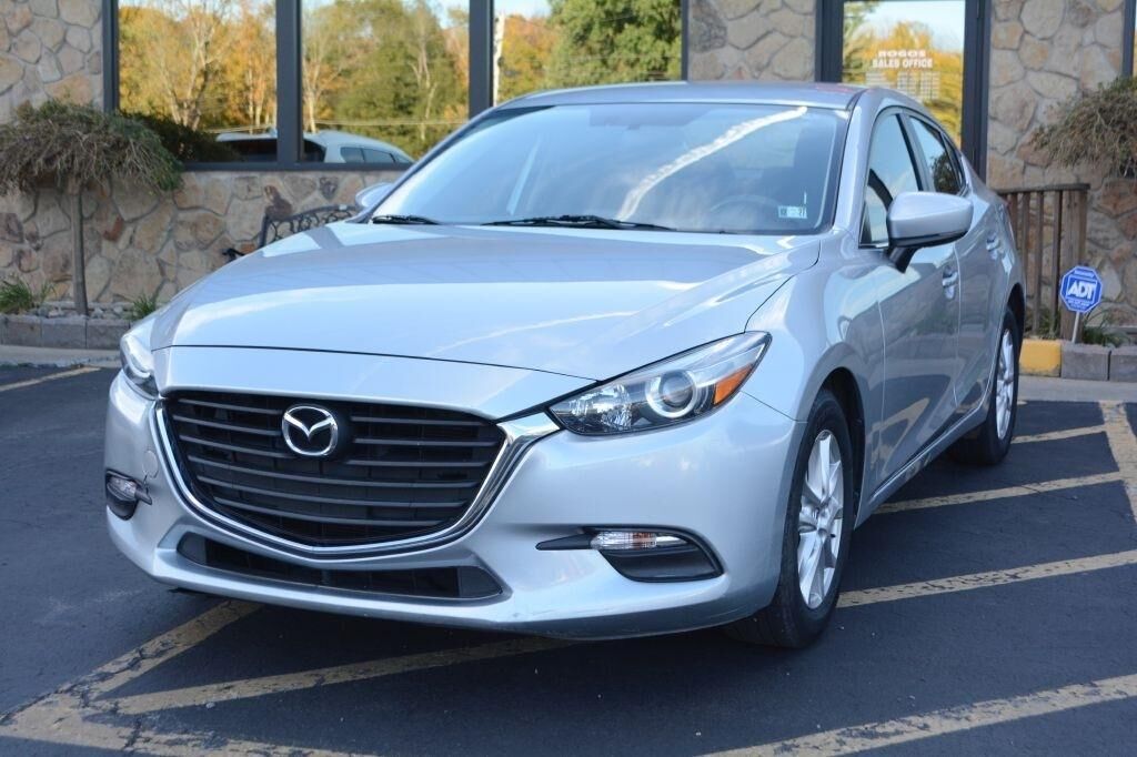 2017 MAZDA Mazda3