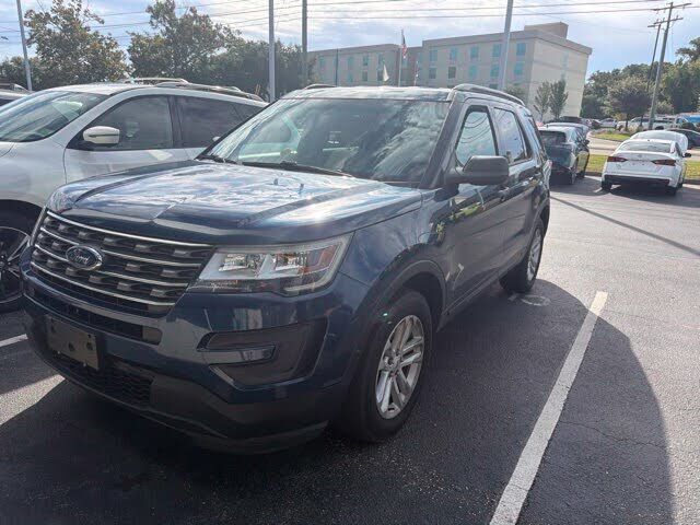 2017 FORD Explorer