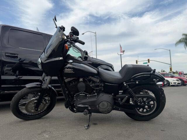 2013 HARLEY DAVIDSON FXDB / Dyna Street Bob