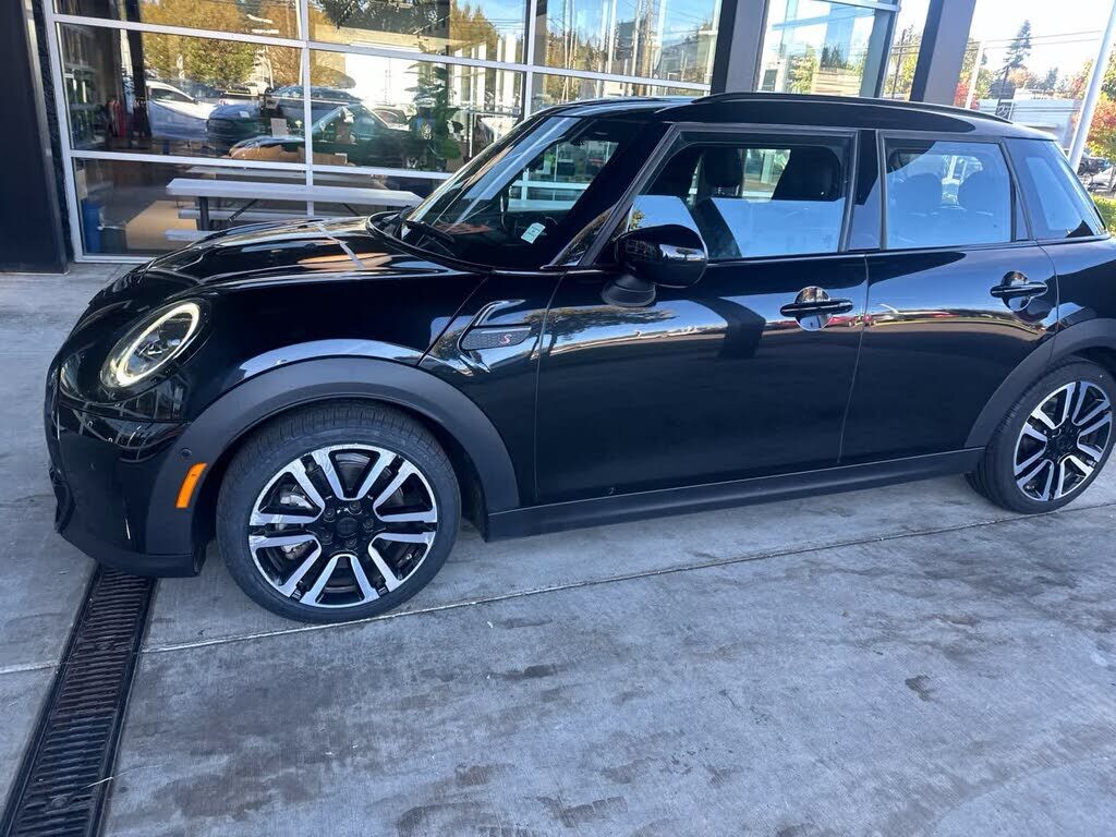 2024 MINI Hardtop
