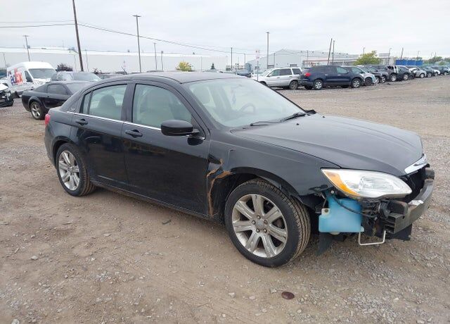 2011 CHRYSLER 200