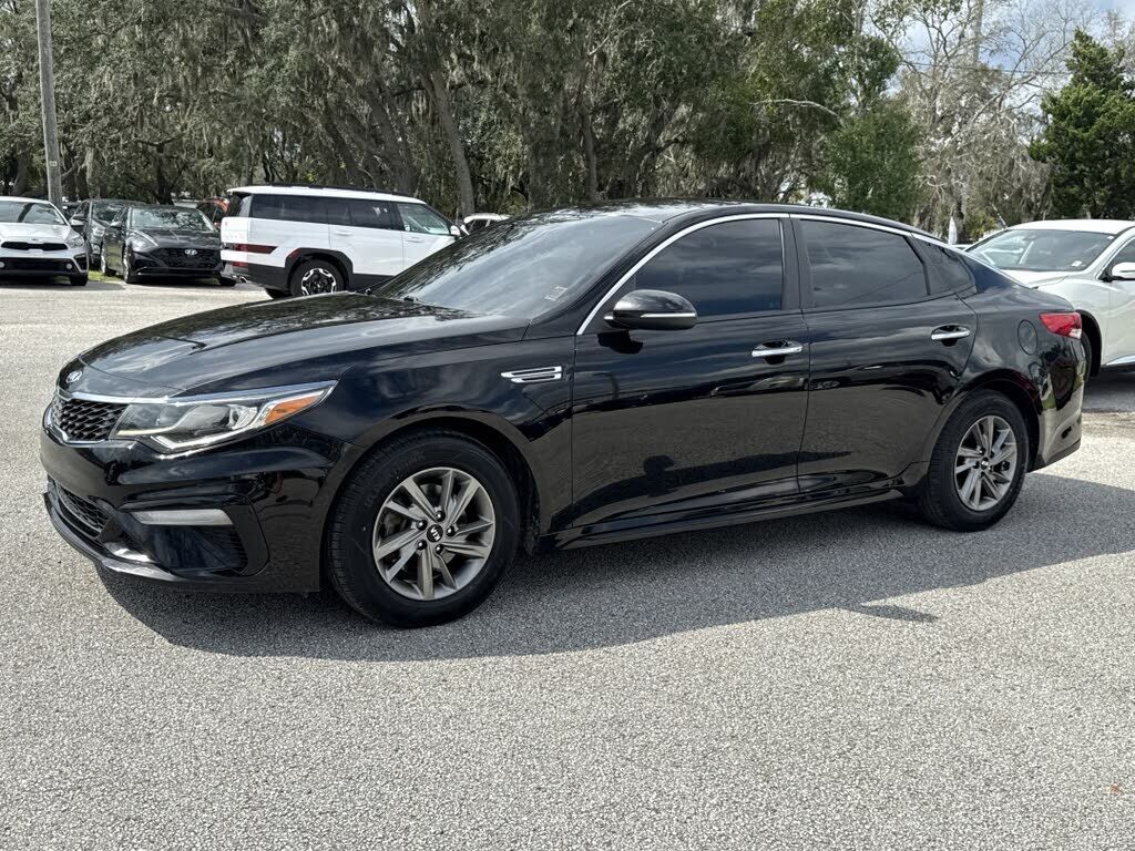2019 KIA Optima