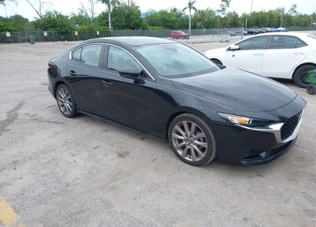 2020 MAZDA Mazda3