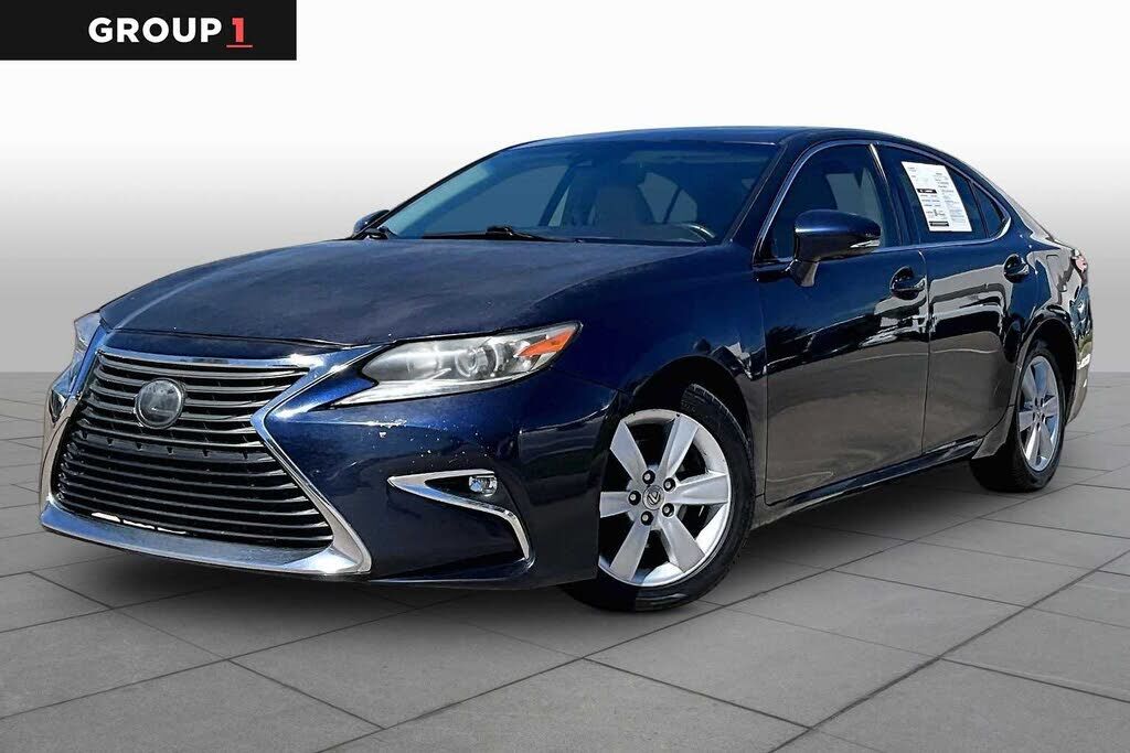 2018 LEXUS ES