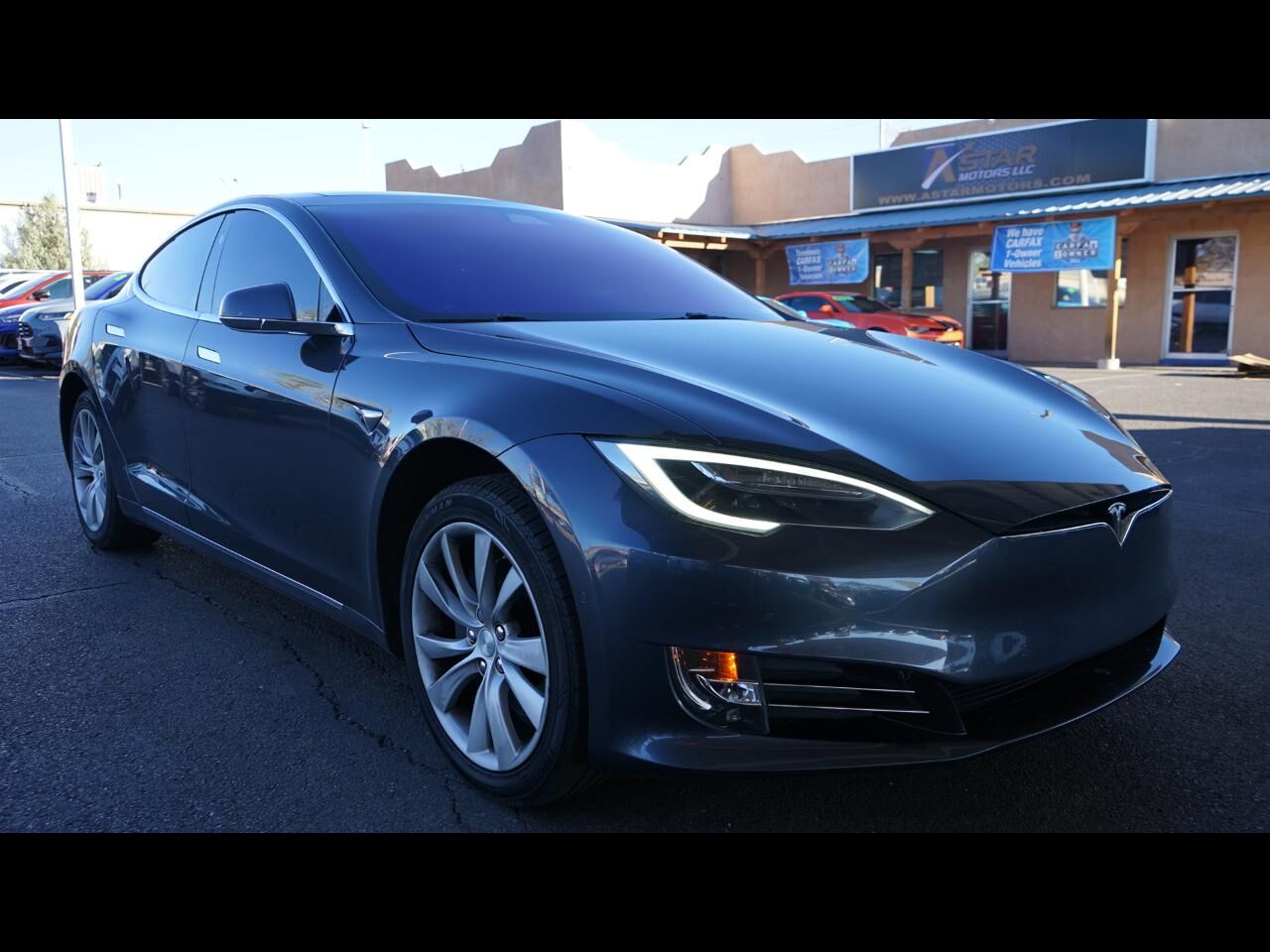 2017 TESLA Model S