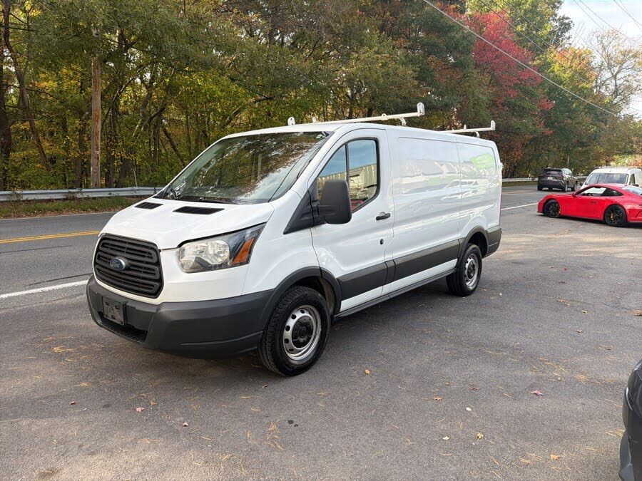 2017 FORD Transit
