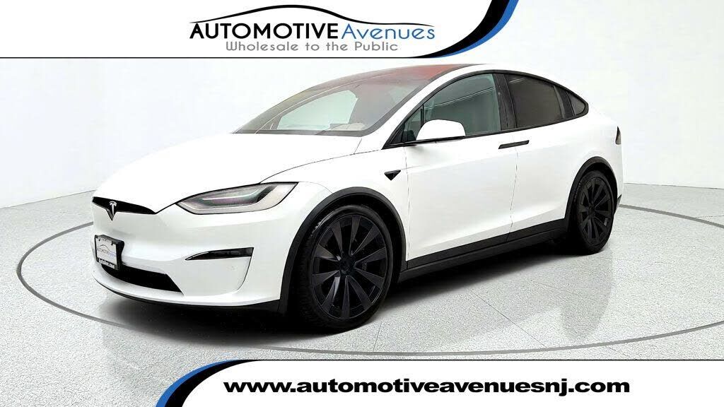 2023 TESLA Model X