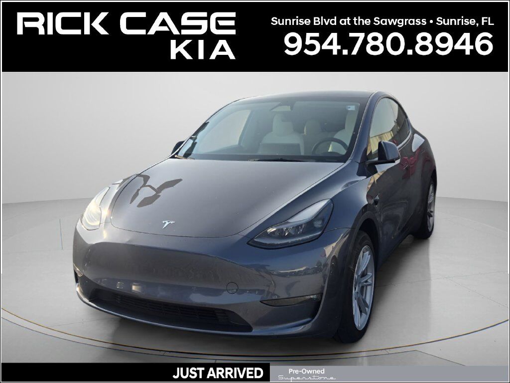 2023 TESLA Model Y
