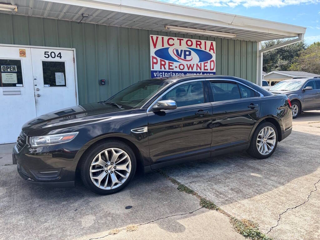 2016 FORD Taurus