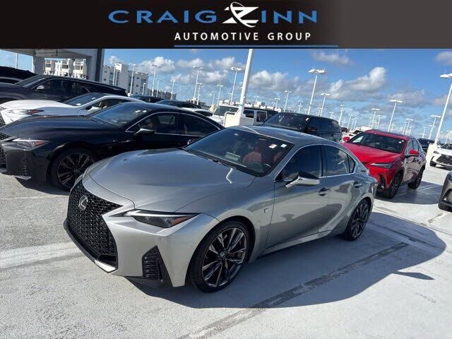 2022 LEXUS IS