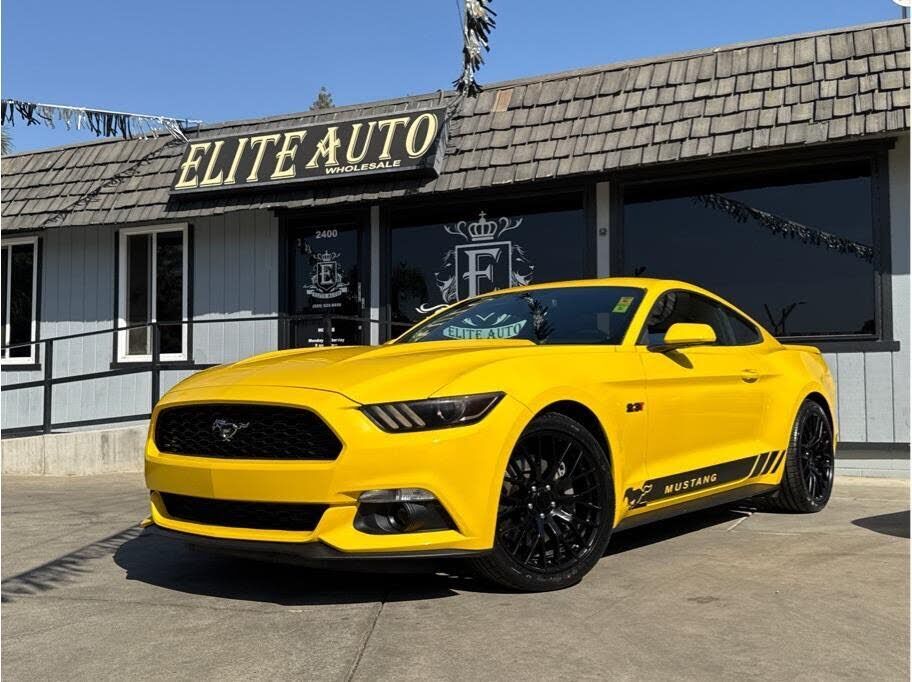 2017 FORD Mustang