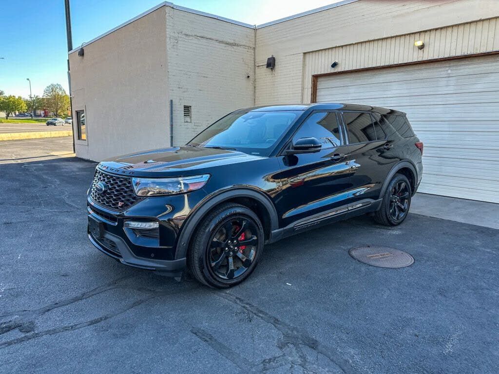 2021 FORD Explorer