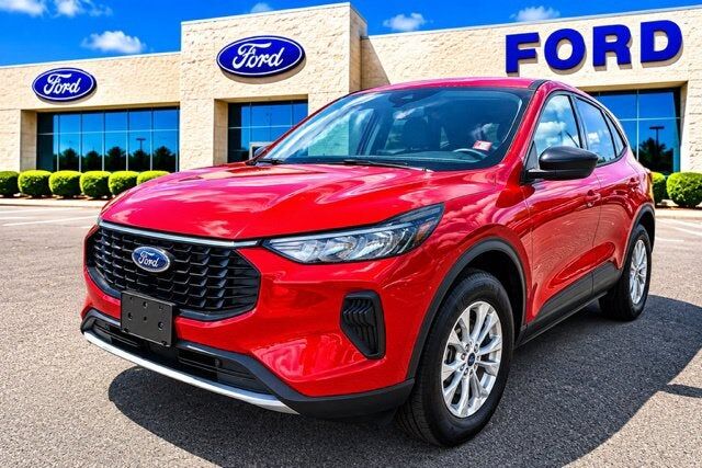 2024 FORD Escape